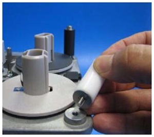 更換色帶導(dǎo)向卷軸步驟二