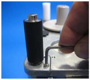 更換色帶移動(dòng)卷軸步驟三